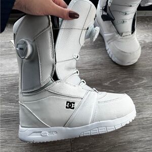 DC Lotus Women’s Snowboard Boots